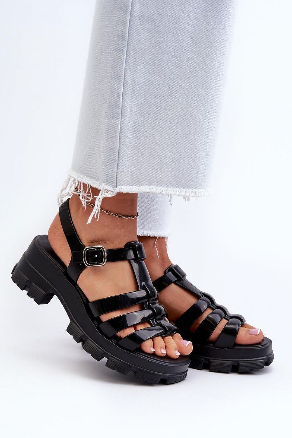 Sandals model 198045